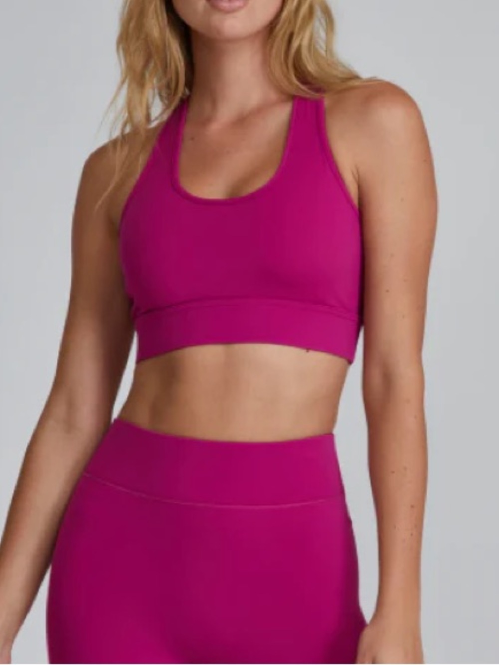 NWT Noli Core sports Bra in fuchsia size small workout top athletic barre yoga
